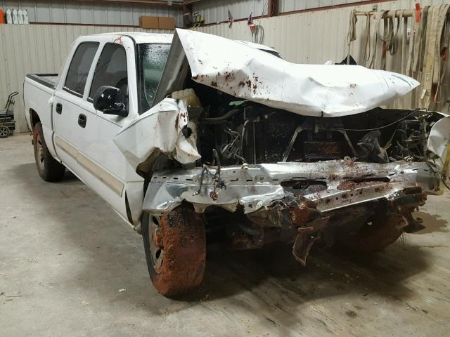 2GCEC13T851156484 - 2005 CHEVROLET SILVERADO WHITE photo 1