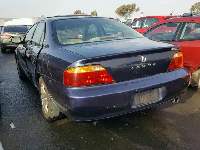 19UUA5667YA055513 - 2000 ACURA 3.2TL BLUE photo 3