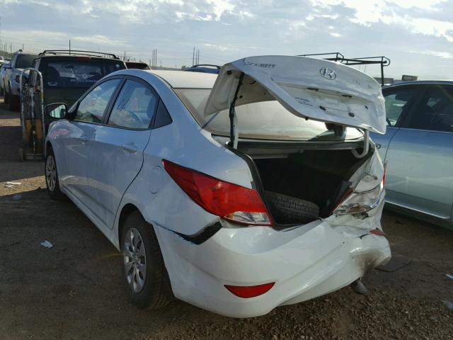 KMHCT4AE9GU021143 - 2016 HYUNDAI ACCENT SE WHITE photo 3