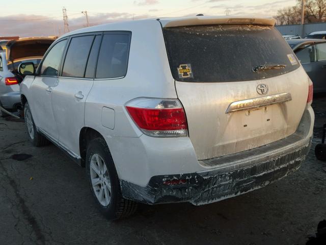 5TDZA3EH3CS030812 - 2012 TOYOTA HIGHLANDER WHITE photo 3