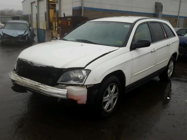 2C8GF68484R641236 - 2004 CHRYSLER PACIFICA WHITE photo 2