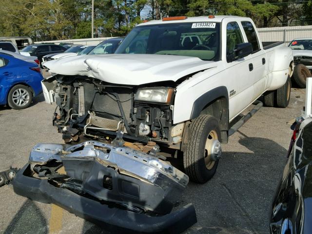 1GCJK33D46F152190 - 2006 CHEVROLET SILVERADO WHITE photo 2