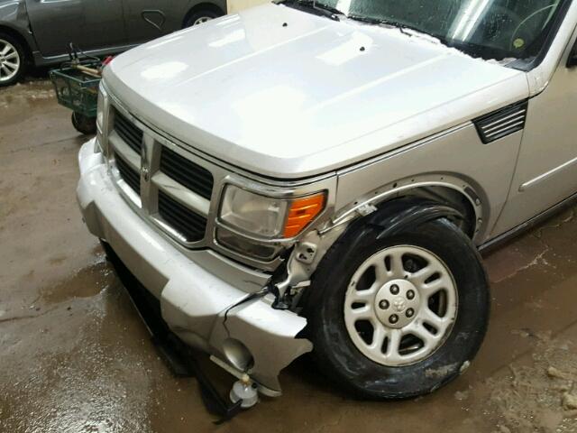 1D4PU2GK2AW114802 - 2010 DODGE NITRO SE SILVER photo 10