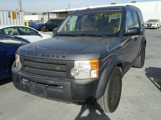 SALAE244X6A367255 - 2006 LAND ROVER LR3 GRAY photo 2