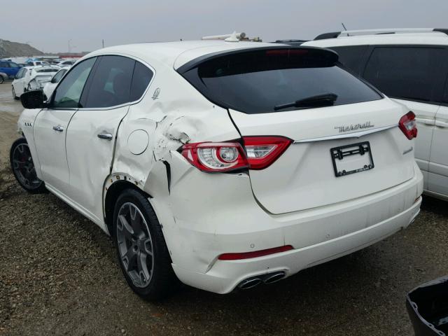 ZN661XUAXHX230925 - 2017 MASERATI LEVANTE WHITE photo 3