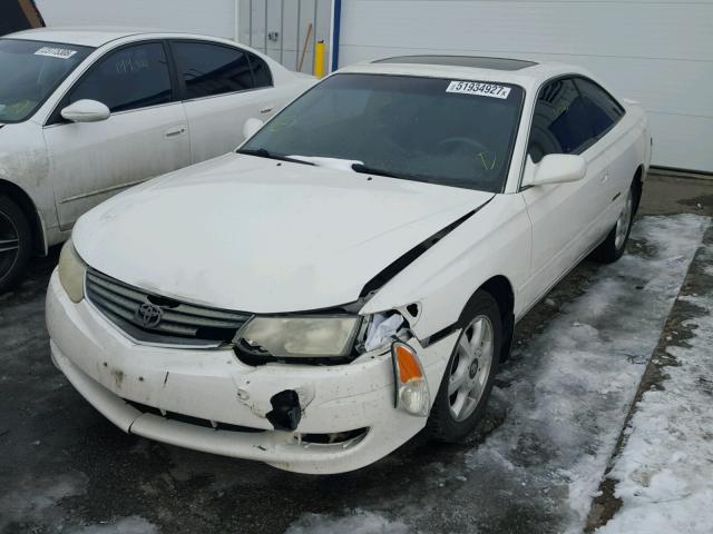 2T1CF22P12C569479 - 2002 TOYOTA CAMRY SOLA WHITE photo 2