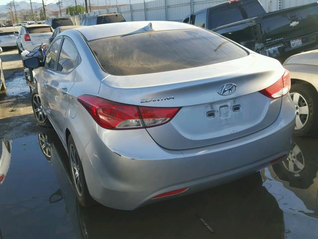 KMHDH4AE5CU386905 - 2012 HYUNDAI ELANTRA GL SILVER photo 3