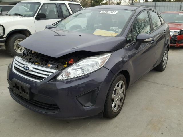 3FADP4BJ9DM208400 - 2013 FORD FIESTA SE GRAY photo 2