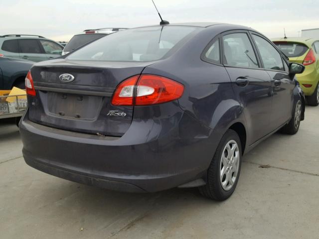 3FADP4BJ9DM208400 - 2013 FORD FIESTA SE GRAY photo 4