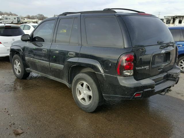 1GNDT13SX52366112 - 2005 CHEVROLET TRAILBLAZE BLACK photo 3