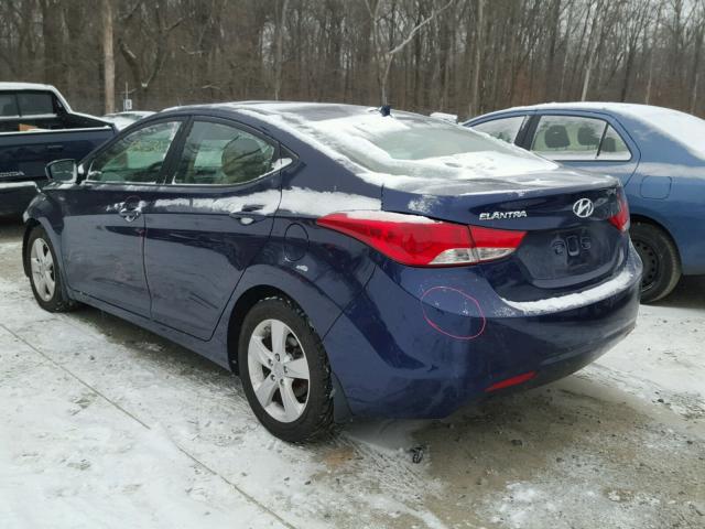 5NPDH4AE2DH406060 - 2013 HYUNDAI ELANTRA GL BLUE photo 3