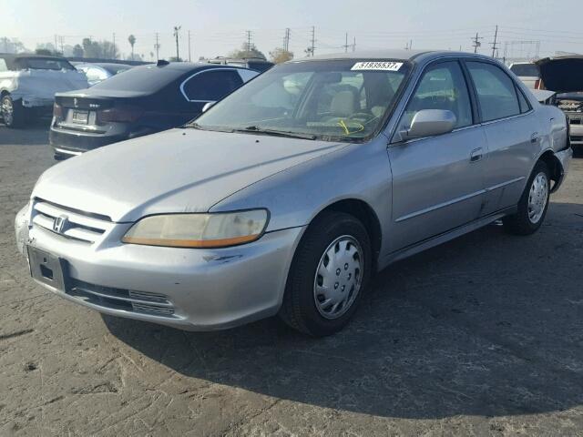 3HGCG66501G710965 - 2001 HONDA ACCORD LX SILVER photo 2