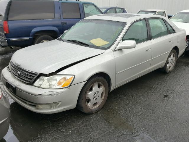 4T1BF28B84U352679 - 2004 TOYOTA AVALON XL SILVER photo 2