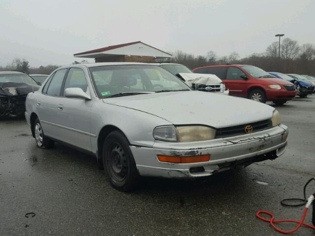 4T1SK12E1PU312439 - 1993 TOYOTA CAMRY LE SILVER photo 1