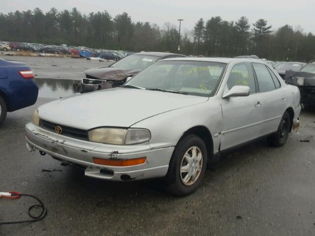 4T1SK12E1PU312439 - 1993 TOYOTA CAMRY LE SILVER photo 2