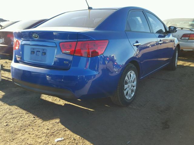 KNAFU4A21A5880813 - 2010 KIA FORTE EX BLUE photo 4