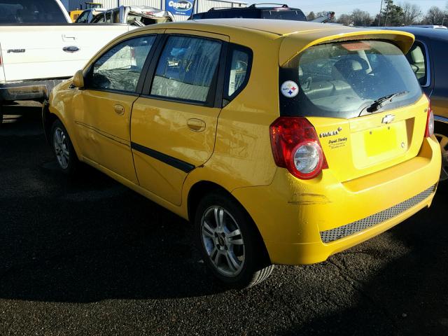 KL1TG6DEXAB117793 - 2010 CHEVROLET AVEO LT YELLOW photo 3