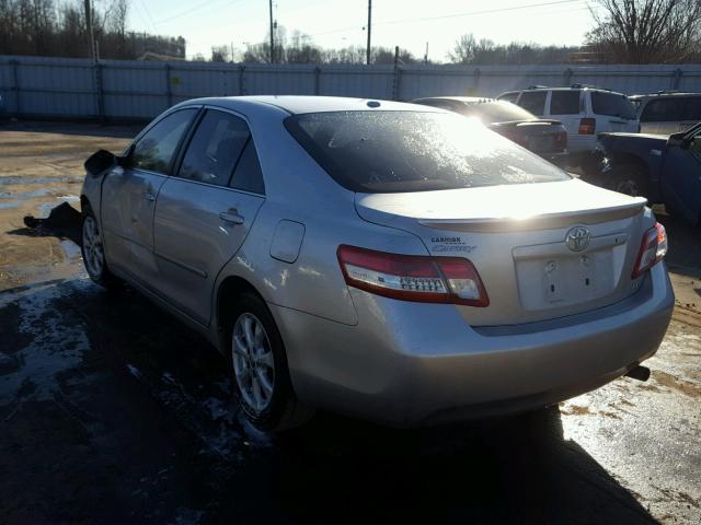 4T4BF3EKXBR087650 - 2011 TOYOTA CAMRY BASE SILVER photo 3
