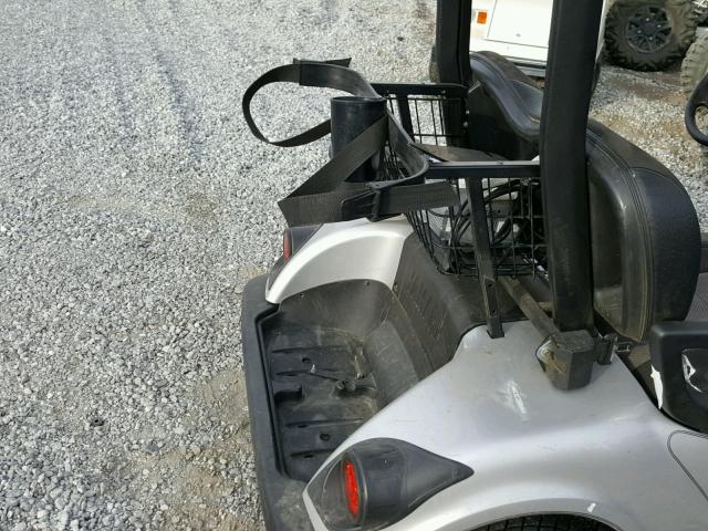 JW9000952 - 2011 YAMAHA GOLF CART SILVER photo 6