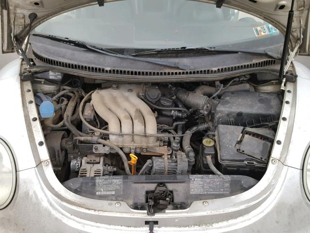 3VWCC21C4YM501908 - 2000 VOLKSWAGEN NEW BEETLE 银色 照片 7