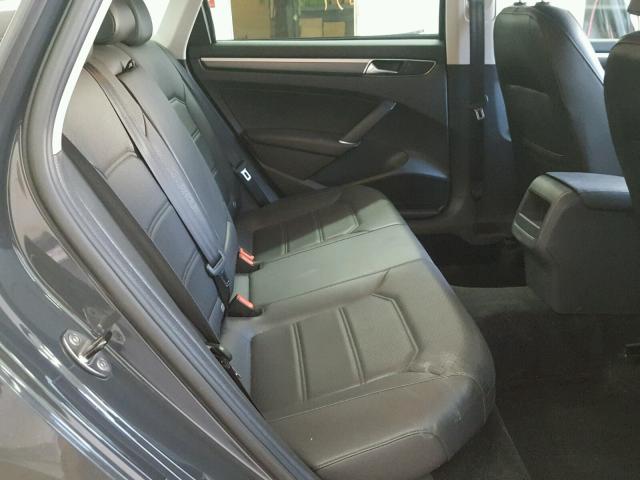 1VWDT7A33HC036881 - 2017 VOLKSWAGEN PASSAT R-L GRAY photo 6