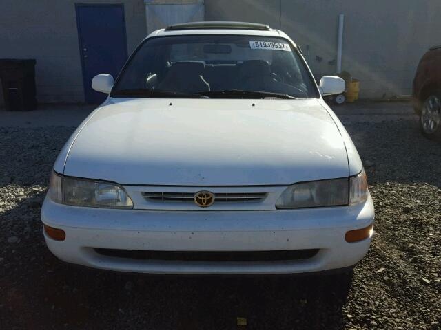 1NXBB02E6TZ442088 - 1996 TOYOTA COROLLA DX WHITE photo 9