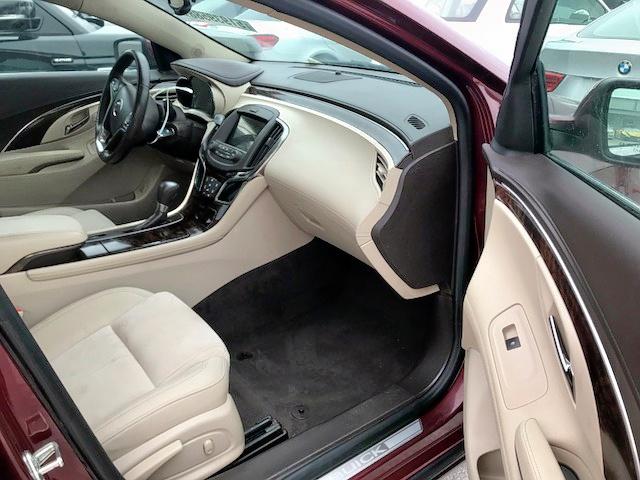 1G4GA5G35GF252225 - 2016 BUICK LACROSSE BURGUNDY photo 5