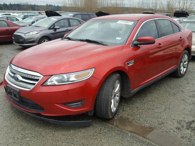 1FAHP2EWXAG133094 - 2010 FORD TAURUS SEL RED photo 2