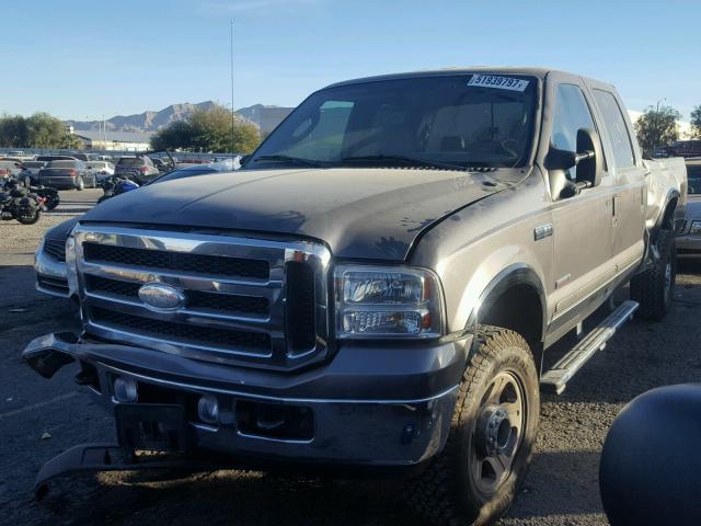 1FTWW31P97EA46722 - 2007 FORD F350 SRW S GRAY photo 2