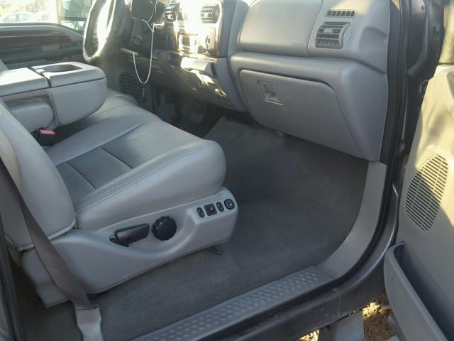 1FTWW31P97EA46722 - 2007 FORD F350 SRW S GRAY photo 5