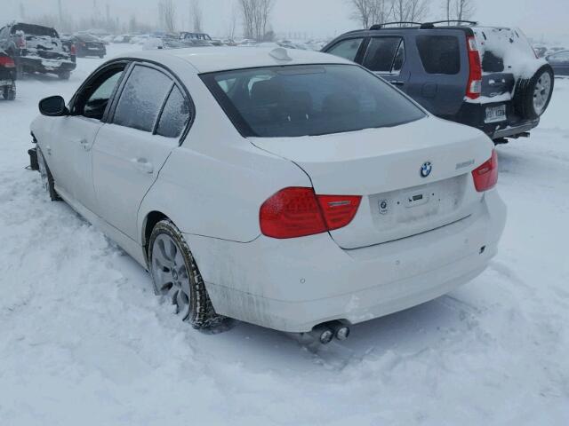 WBAPK7C51BF083959 - 2011 BMW 328 XI WHITE photo 3