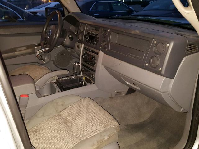 1J8HG48K97C670904 - 2007 JEEP COMMANDER SILVER photo 5