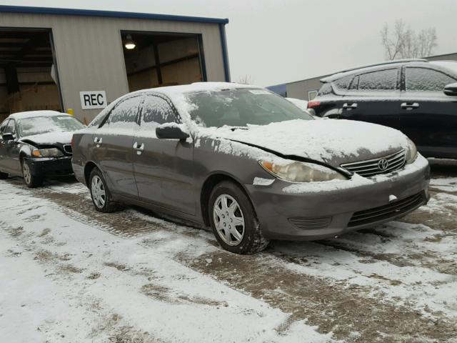 4T1BE32K15U594975 - 2005 TOYOTA CAMRY LE GRAY photo 1