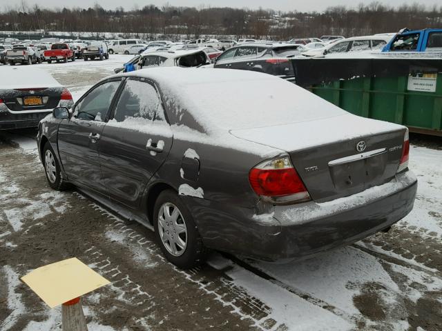 4T1BE32K15U594975 - 2005 TOYOTA CAMRY LE GRAY photo 3