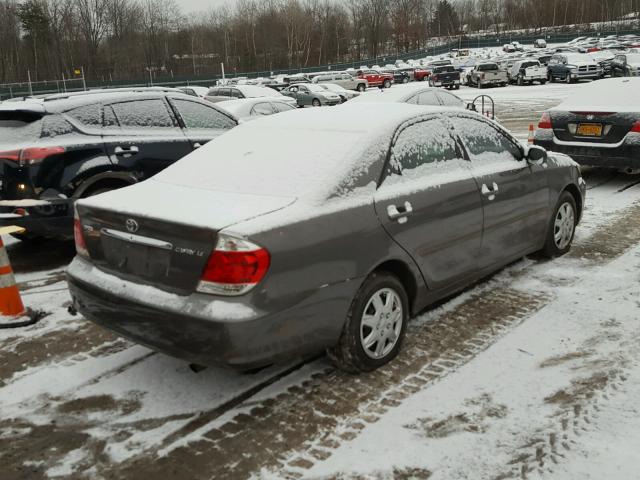 4T1BE32K15U594975 - 2005 TOYOTA CAMRY LE GRAY photo 4