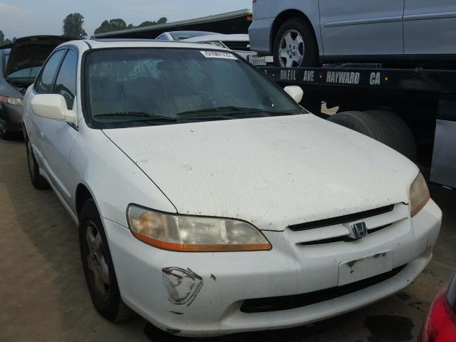 1HGCG1654YA001578 - 2000 HONDA ACCORD EX WHITE photo 1