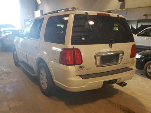 5LMFU28R14LJ38172 - 2004 LINCOLN NAVIGATOR Biały zdjęcie 3
