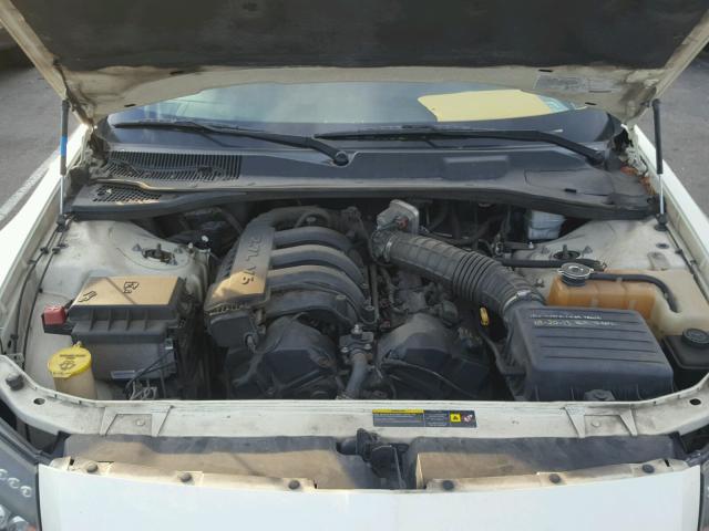 2D4FV48T15H135866 - 2005 DODGE MAGNUM SE WHITE photo 7