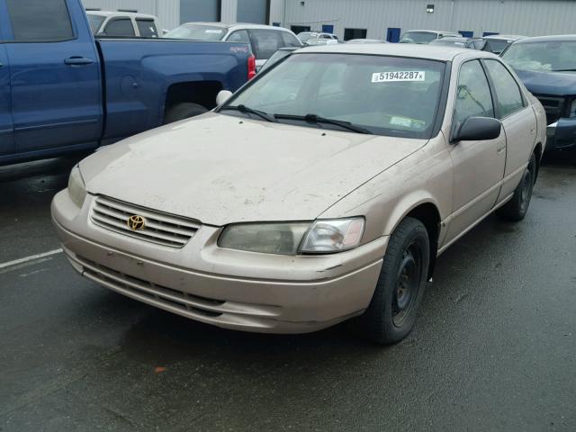 4T1BF22K2VU910097 - 1997 TOYOTA CAMRY CE BEIGE photo 2