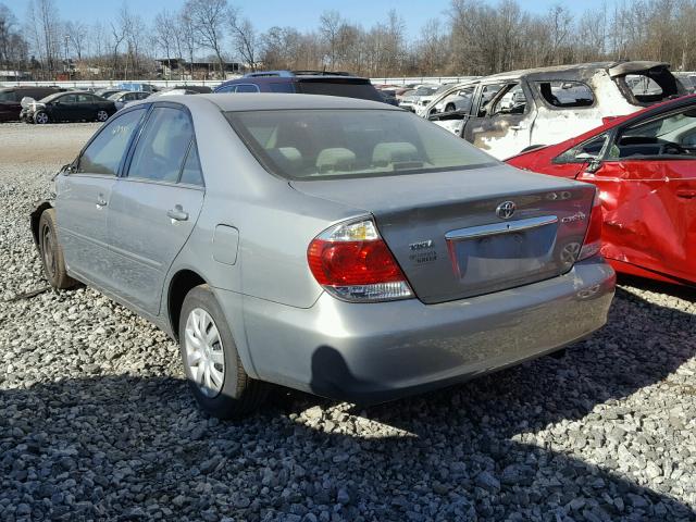 4T1BE30K45U545661 - 2005 TOYOTA CAMRY LE GRAY photo 3