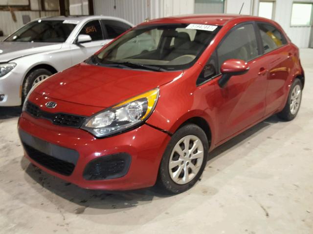 KNADM5A39C6066637 - 2012 KIA RIO LX RED photo 2