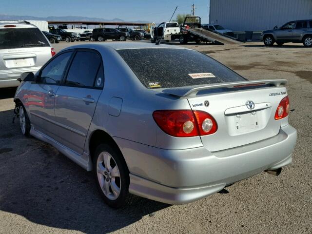 2T1BY30E46C551870 - 2006 TOYOTA COROLLA XR 银色 照片 3