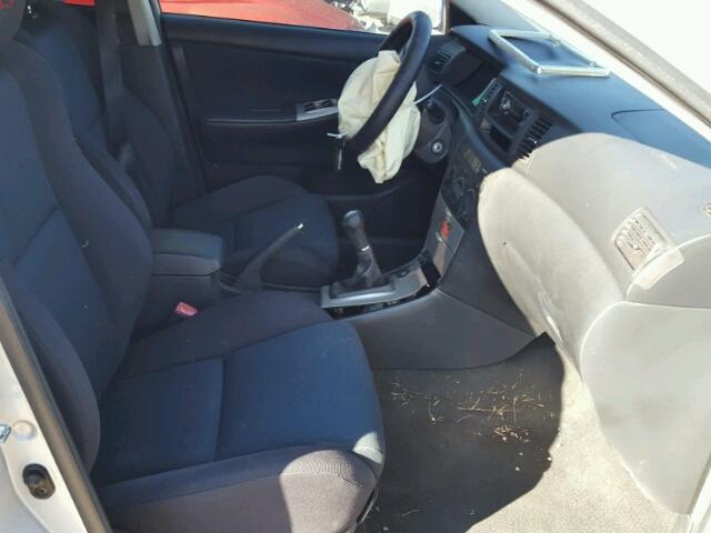 2T1BY30E46C551870 - 2006 TOYOTA COROLLA XR 银色 照片 5