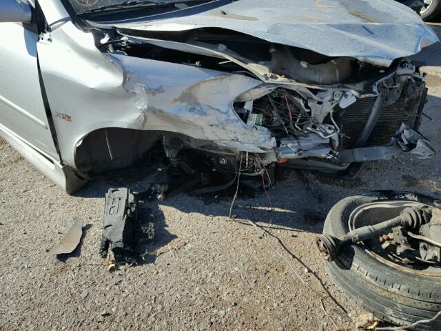 2T1BY30E46C551870 - 2006 TOYOTA COROLLA XR 银色 照片 9