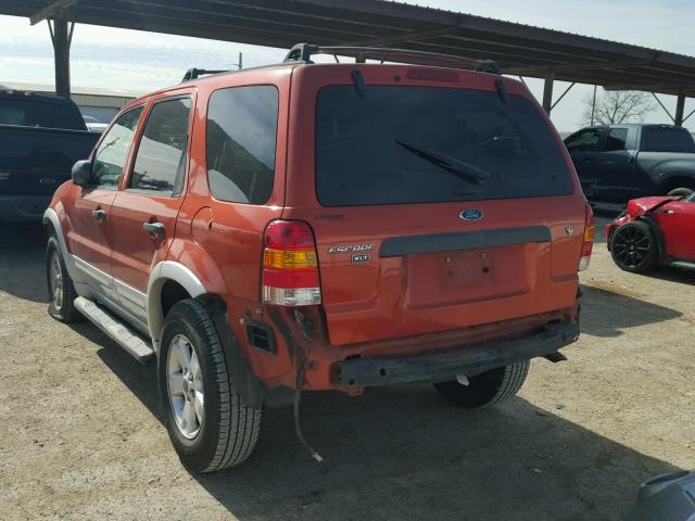 1FMYU03177KA91158 - 2007 FORD ESCAPE XLT ORANGE photo 3