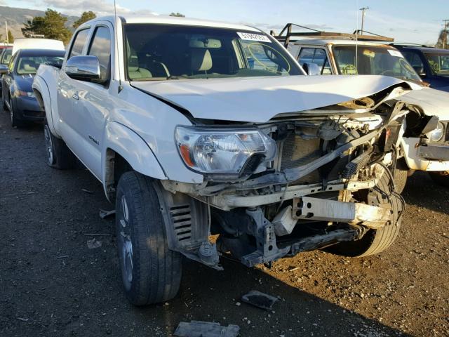 3TMMU4FN0DM053820 - 2013 TOYOTA TACOMA DOU WHITE photo 1