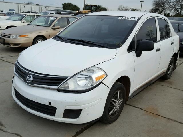 3N1CC1AP0BL409064 - 2011 NISSAN VERSA S WHITE photo 2