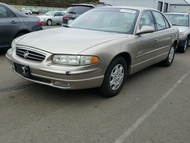 2G4WB52K6Y1354584 - 2000 BUICK REGAL LS GOLD photo 2
