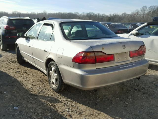 1HGCG1652WA032714 - 1998 HONDA ACCORD EX SILVER photo 3