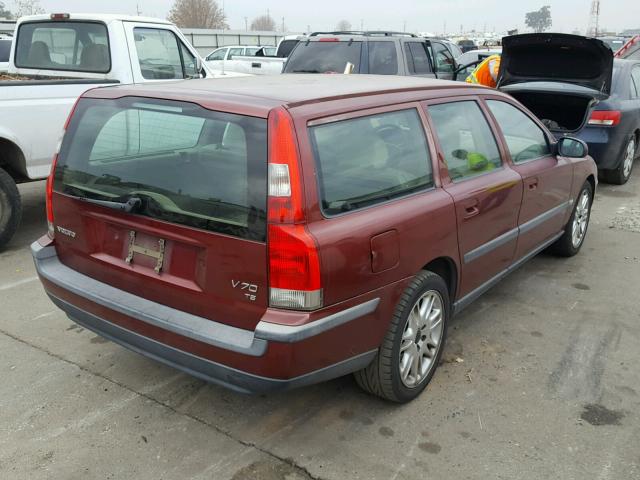 YV1SW53D211008061 - 2001 VOLVO V70 T5 TUR MAROON photo 4